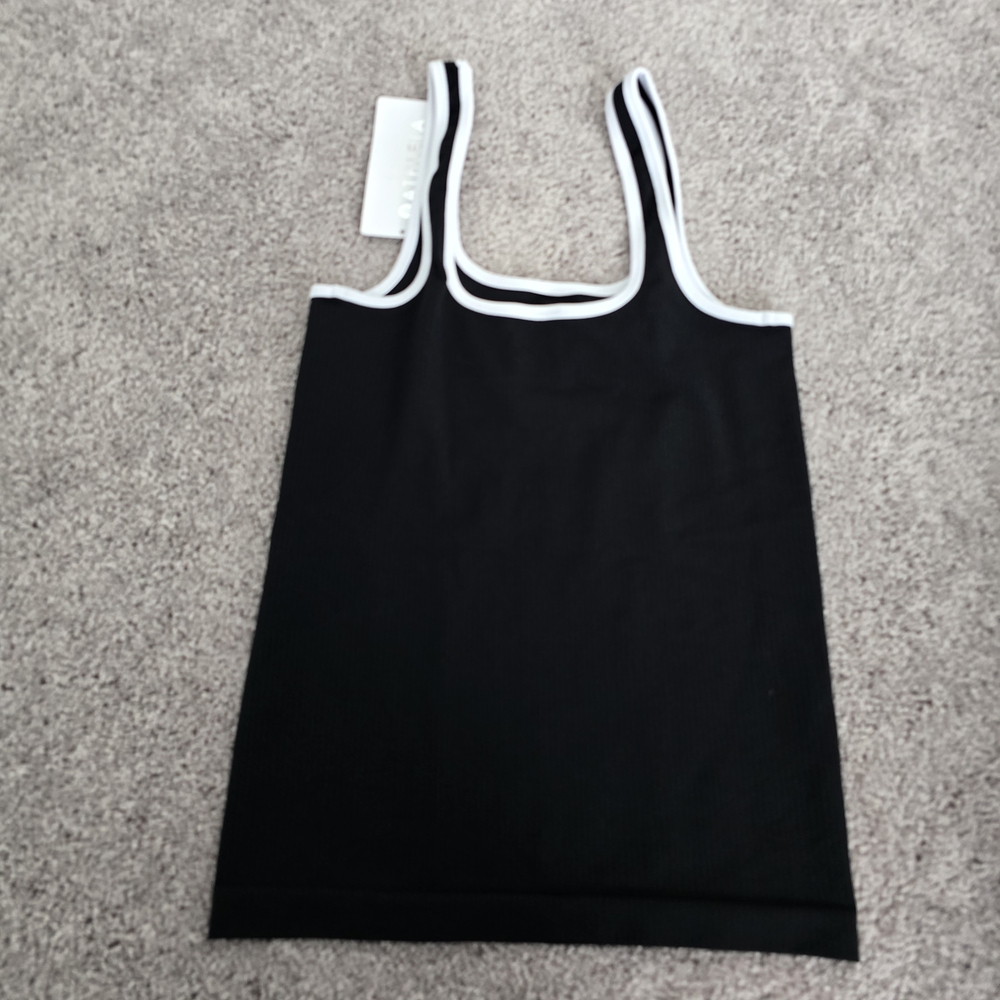 Black Ribbed Tank Top - Picture 2 of 4